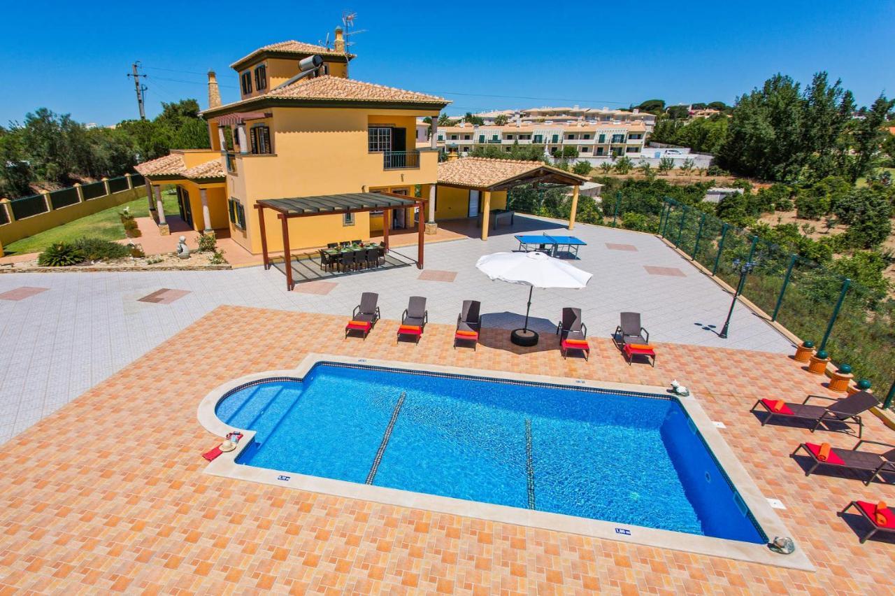 Villa Nincha - Heated Pool - Free Wi-Fi - Air Con Албуфейра Экстерьер фото