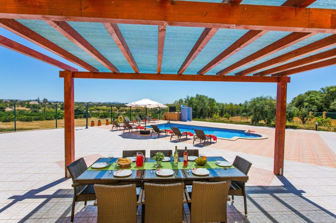 Villa Nincha - Heated Pool - Free Wi-Fi - Air Con Албуфейра Экстерьер фото